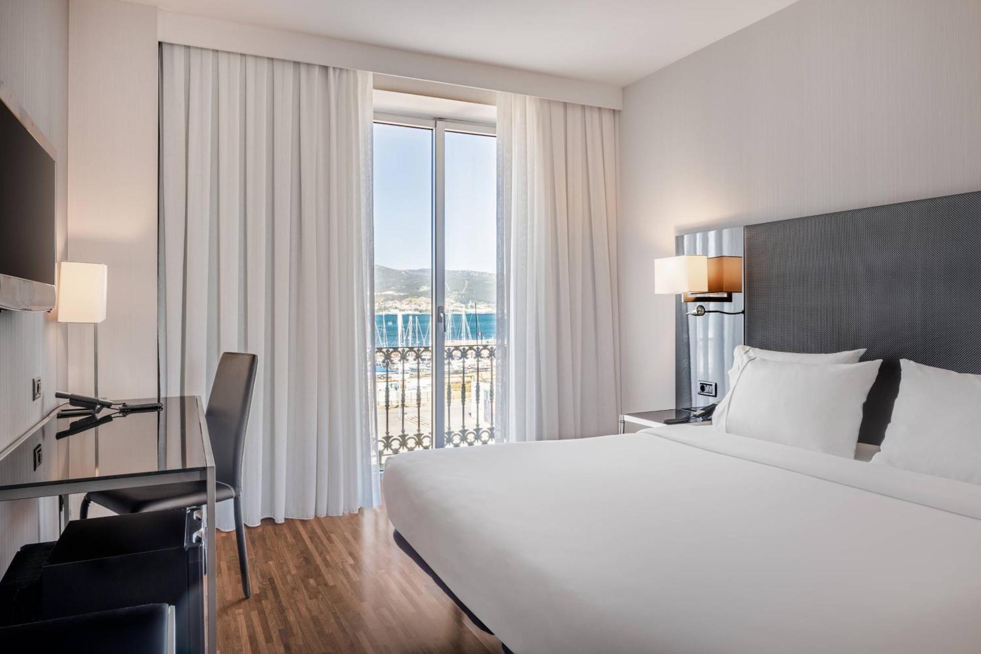 Ac Hotel Palacio Universal By Marriott Виго Экстерьер фото