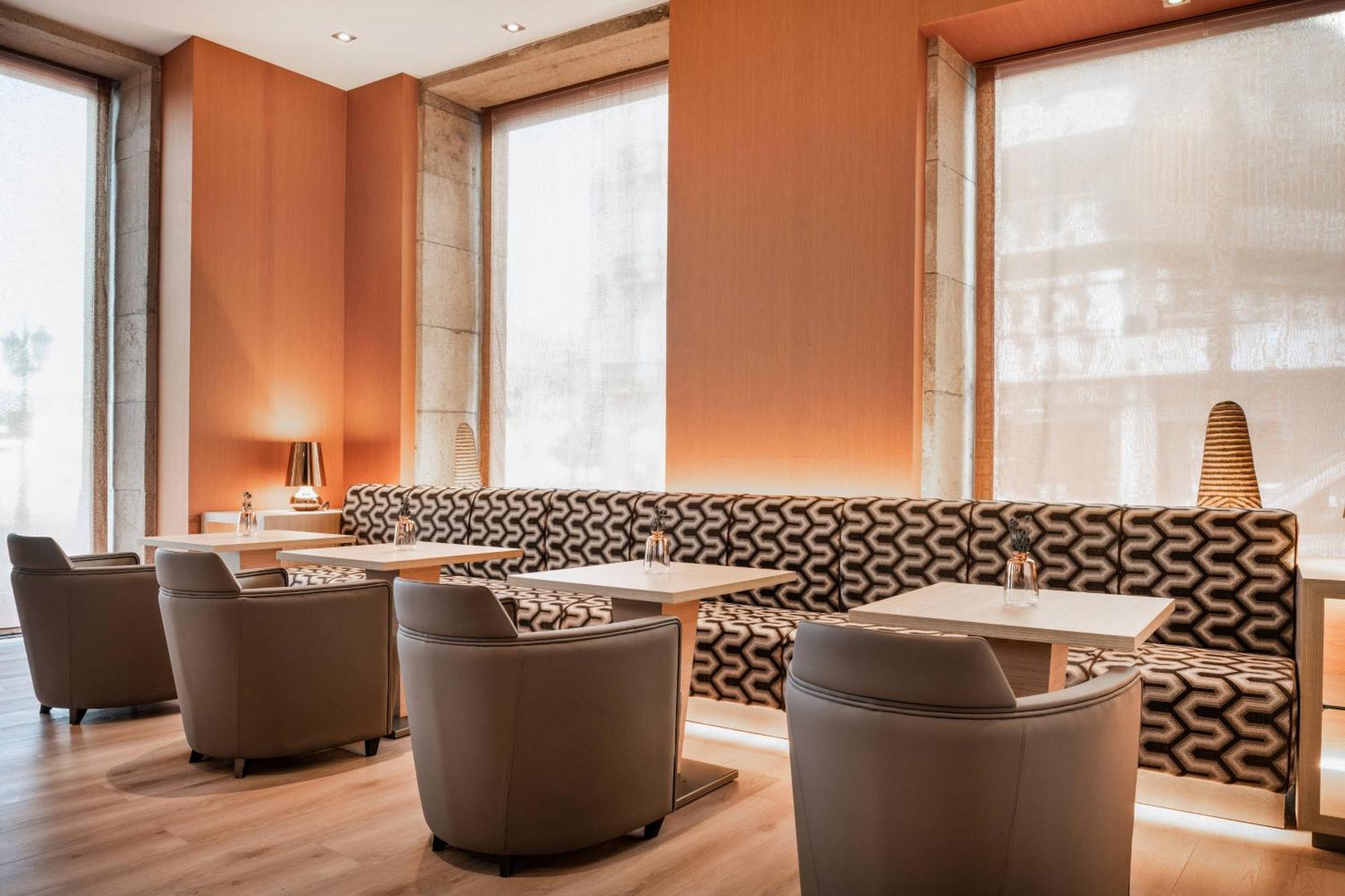 Ac Hotel Palacio Universal By Marriott Виго Экстерьер фото