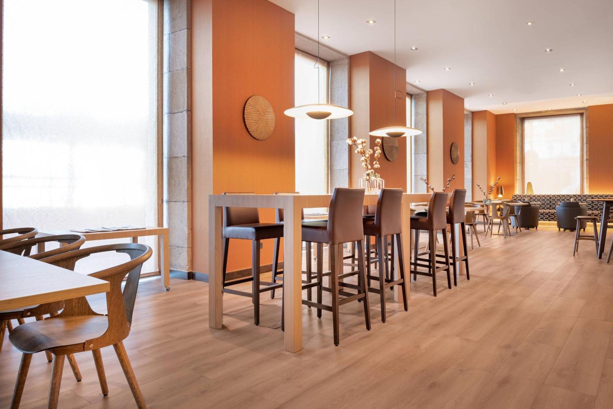 Ac Hotel Palacio Universal By Marriott Виго Экстерьер фото